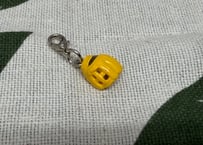スポーツマスコットチャーム　グローブ（黄）