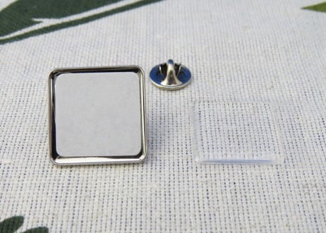 ピンバッチパーツ　正方形22×22mm