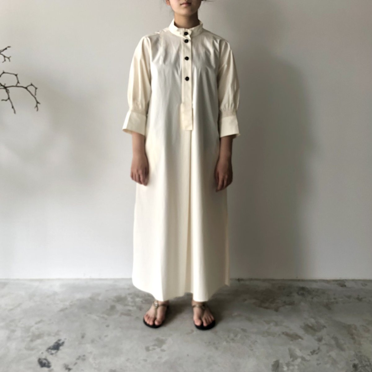 STUDIO NICHOLSON - KNOLL SHIRT DRESS (MILK) | T