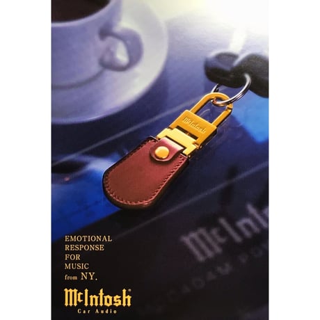 Mcintosh オリジナルキーホルダー「感性を刺激する、ゴールド・ブラウンのコントラスト」