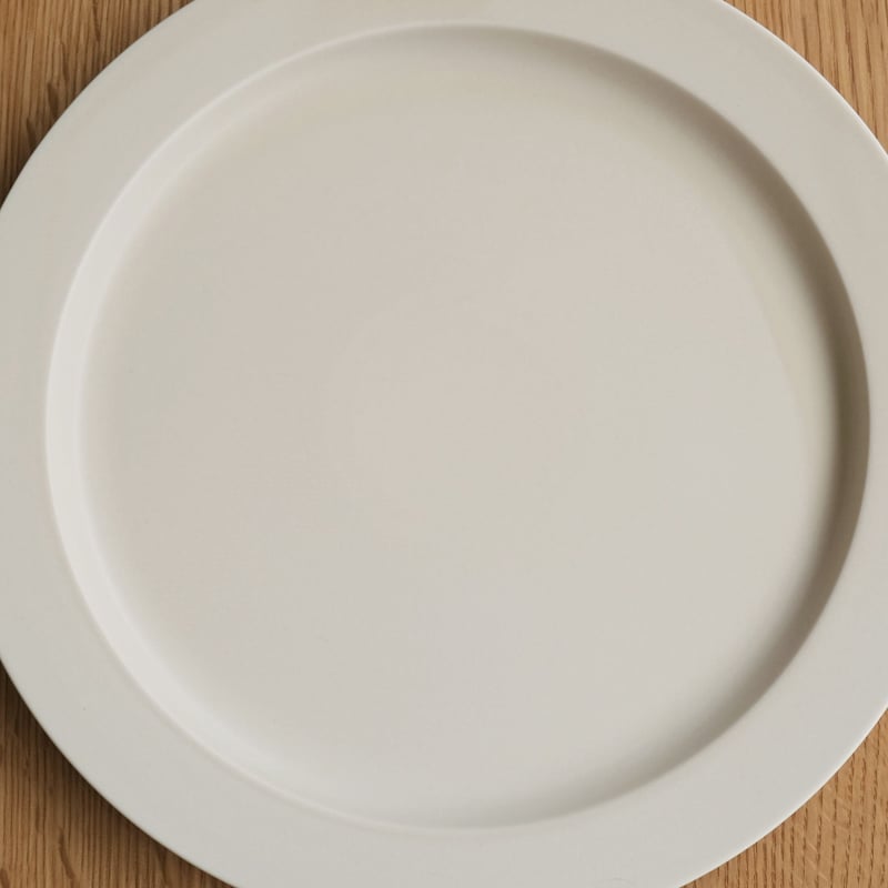 yumiko iihoshi porcelain / unjour matin plate |