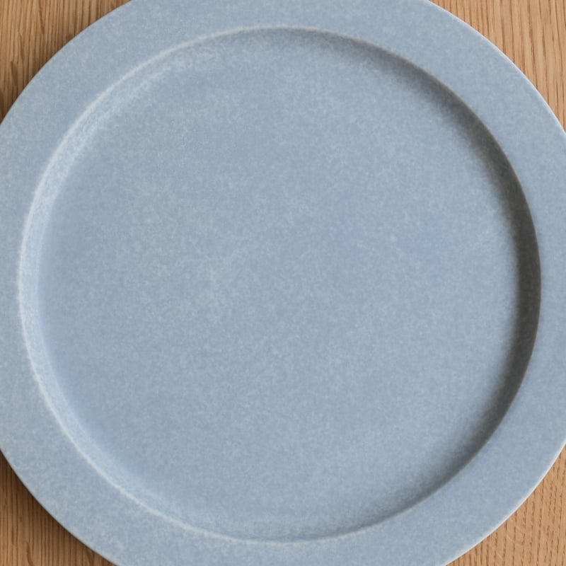 yumiko iihoshi porcelain / unjour apresmidi pla