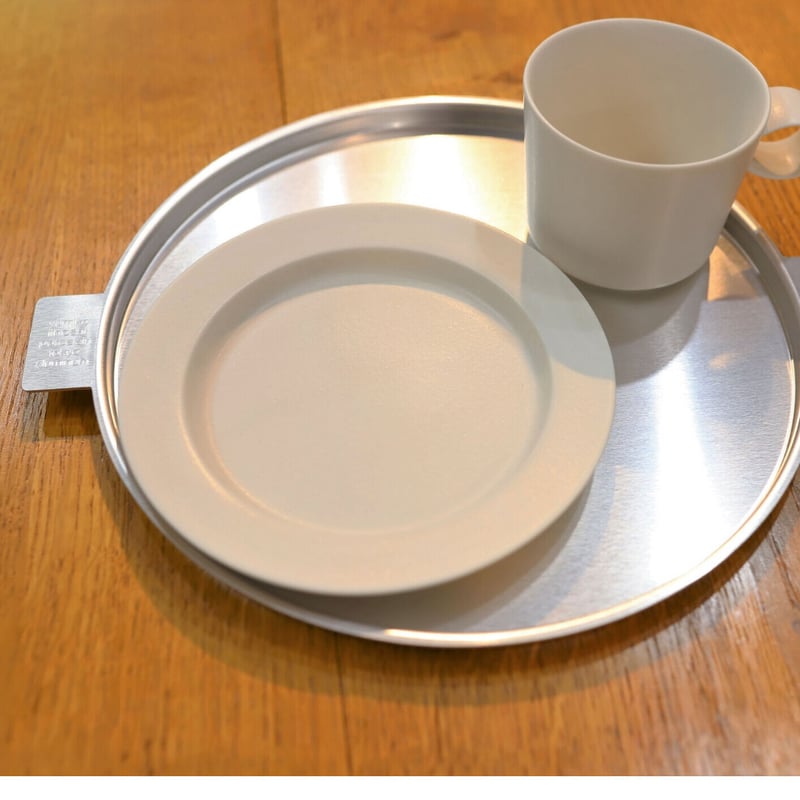 yumiko iihoshi porcelain / アルミトレー・ラウンド225 | mot