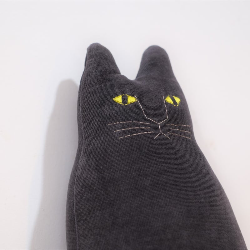 TOMOTAKE Cat Cushion nero