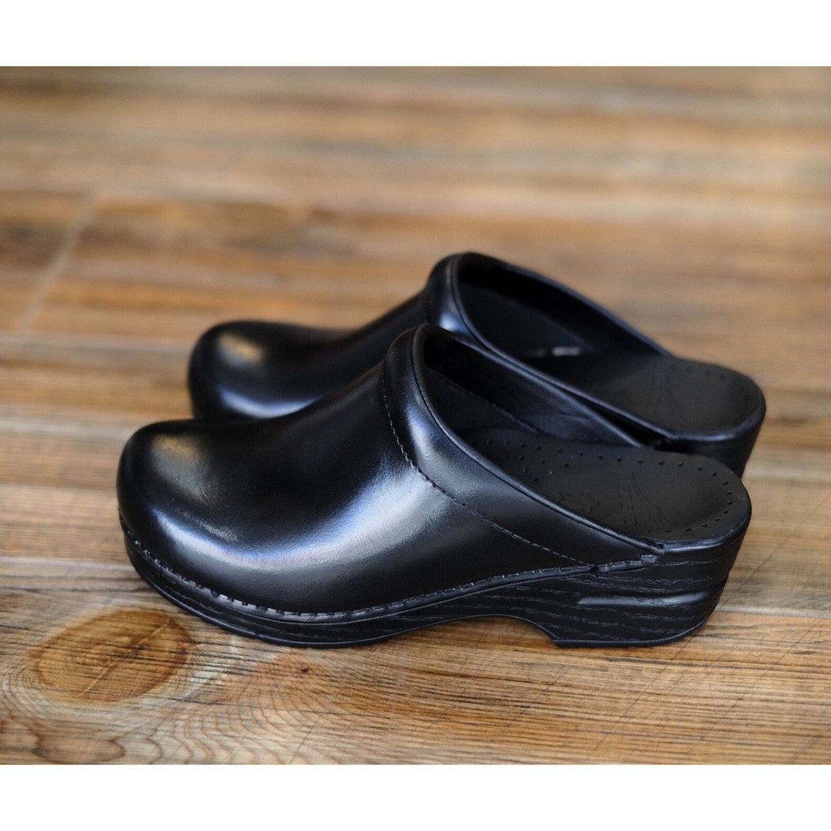 DANSKO / Sonja (Black Cabrio) | mother duck ON