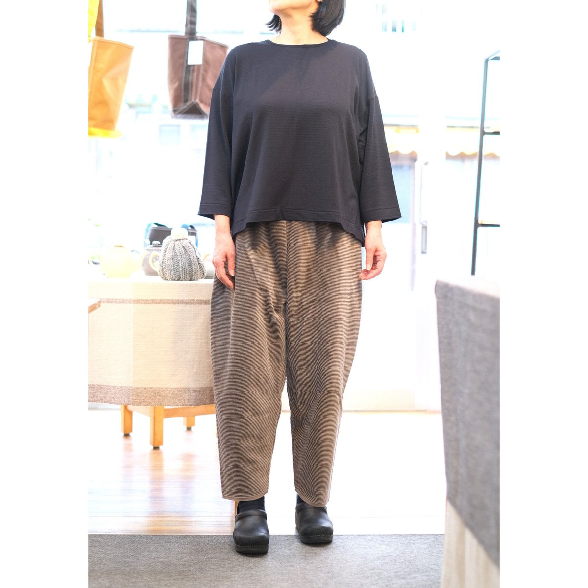 ヒムカシ / 耳鳴! easy joker pants(鬼コーデュロイ) | mother ヒムカシ / 耳鳴! easy joker pants(鬼コーデュロイ) | mother