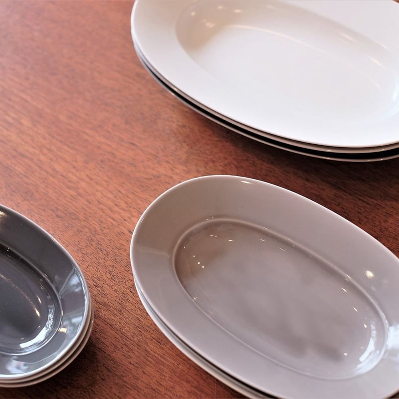 yumiko iihoshi porcelain / oval plate S | mothe