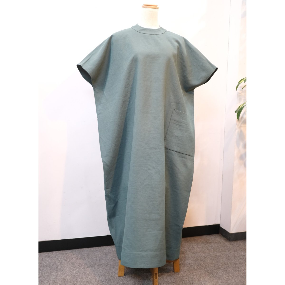 ヒムカシ(サリゲナク)スクエアフレンチチュニック fit=scale-down,w=1200