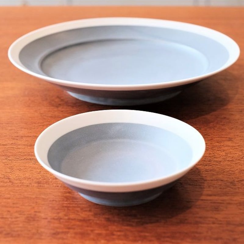 yumiko iihoshi porcelain / with4 gray 12 plate