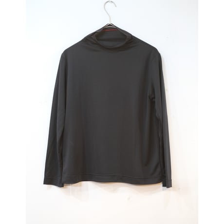 ヒムカシ（現サリゲナク）カットソー ヒムカシ（現サリゲナク）カットソー - メルカリ