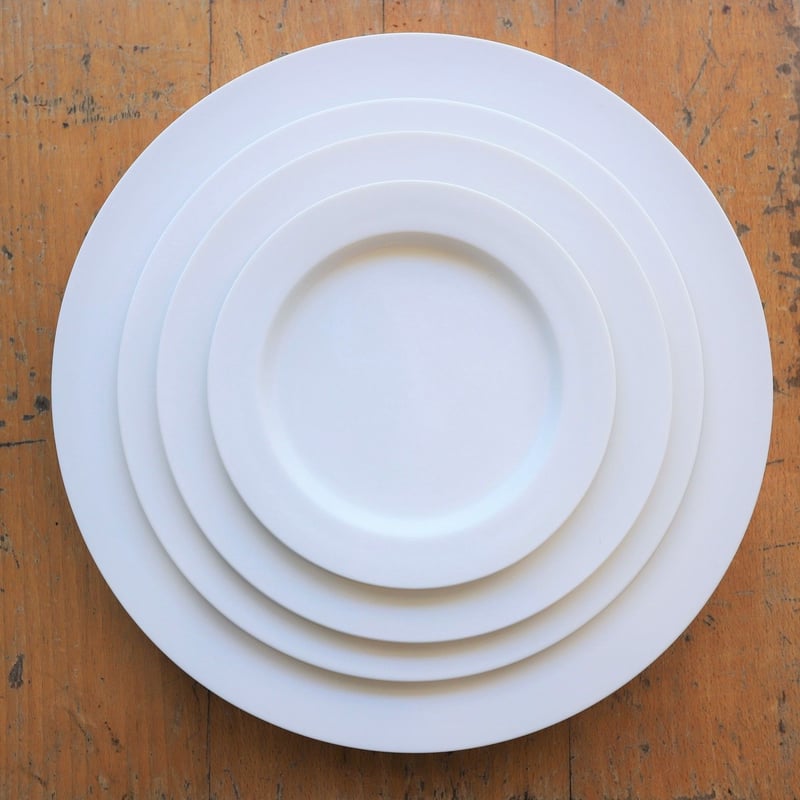 yumiko iihoshi porcelain / unjour apresmidi pla