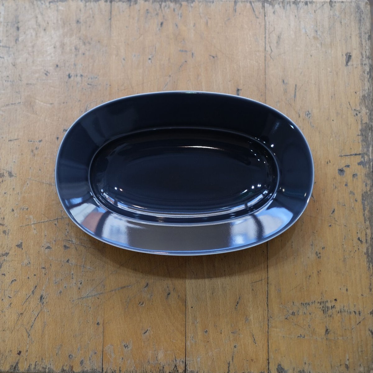 【新品未使用】イイホシユミコOval Flatine ミスティピンク　冬の贈り物 yumiko iihoshi porcelain / oval plate M | mothe