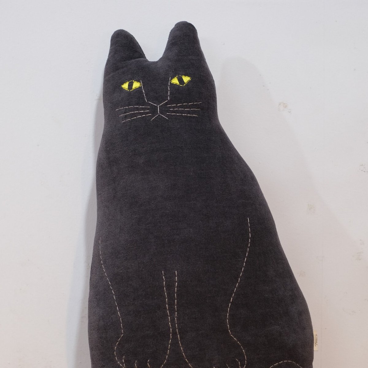 トモタケ / 動物クッション (animal cushion) / 黒ネコ