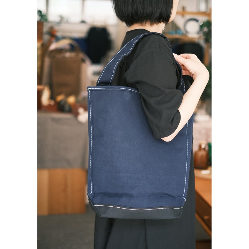 Tembea baguette tote M オールブラック　使用数回 Tembea baguette tote M オールブラック 使用数回 - メルカリ