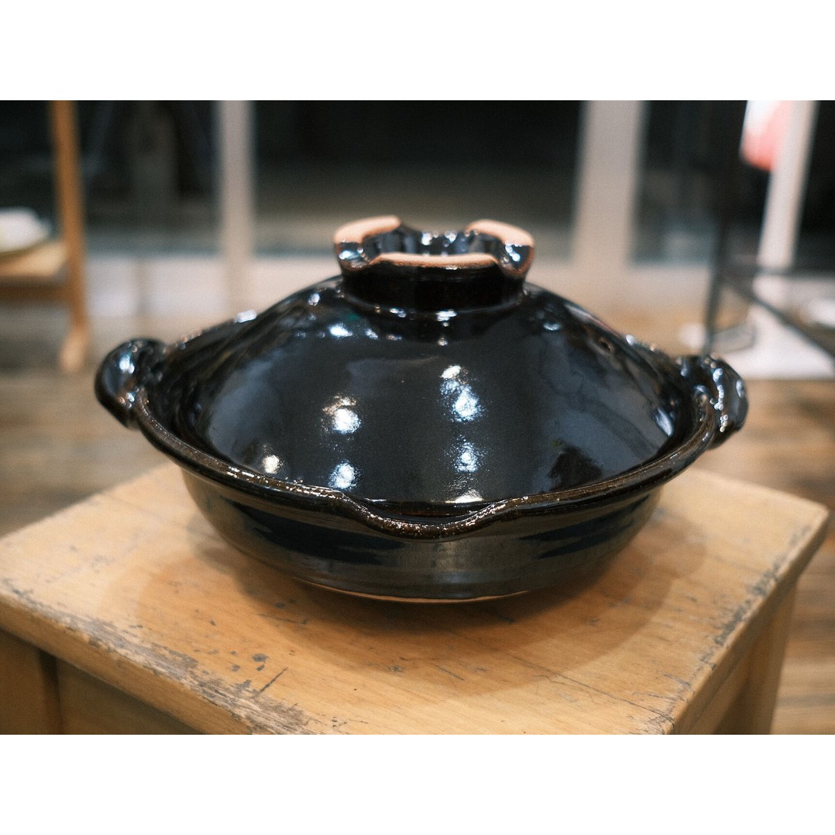 土楽窯 / 口付黒鍋 9寸 (2~4人) | mother duck ONLINE STORE 土楽窯 / 口付黒鍋 9寸 (2~4人) | mother duck ONLINE STORE