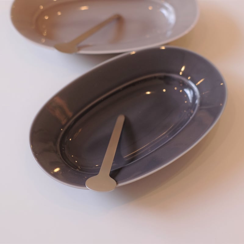 yumiko iihoshi porcelain / oval plate S | mothe