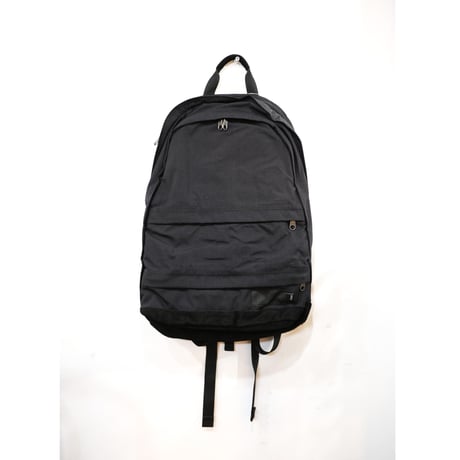THE / THE DAY PACK BLACK