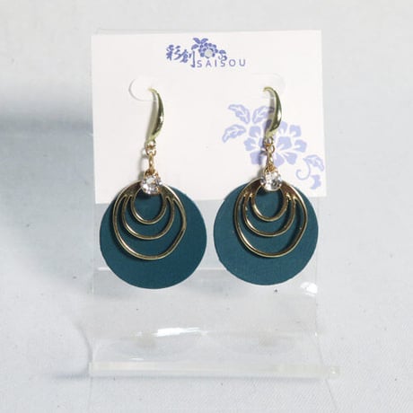 レザーピアス　ターコイズブルー　ラウンド