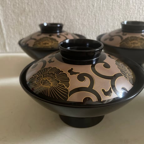 輪島塗　蓋付き吸物椀　牡丹唐草文様　5客セット(共箱付)
