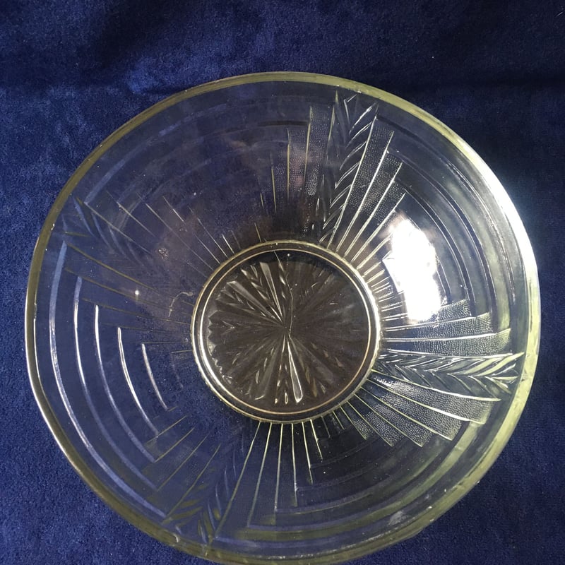70年代 クリア プレスガラス テーブル セット売 専用ページのため購入不可❗️ プレスガラス鉢 アールデコ文様 透明色 昭和30年代 | れいゆぅる rayures