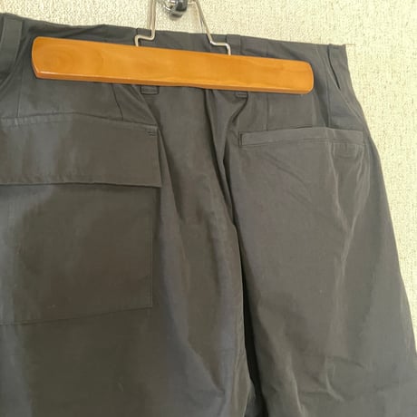 KONTRACT Ease Tuck Trousers c/peハイカウントウェザーワイドタックパンツ