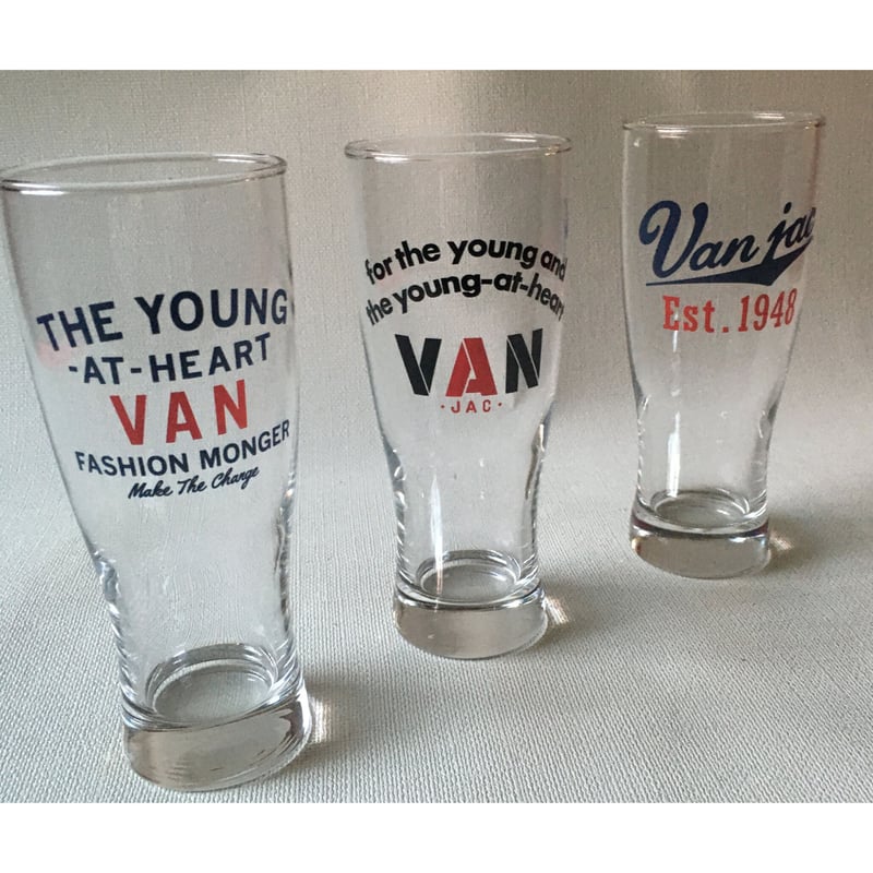 VAN 　1970年代　新品未開封　ノベルティ　アイビー　ヴァン Amazon.co.jp: VAN JAC 70年代VANロゴメガネケース レッド J