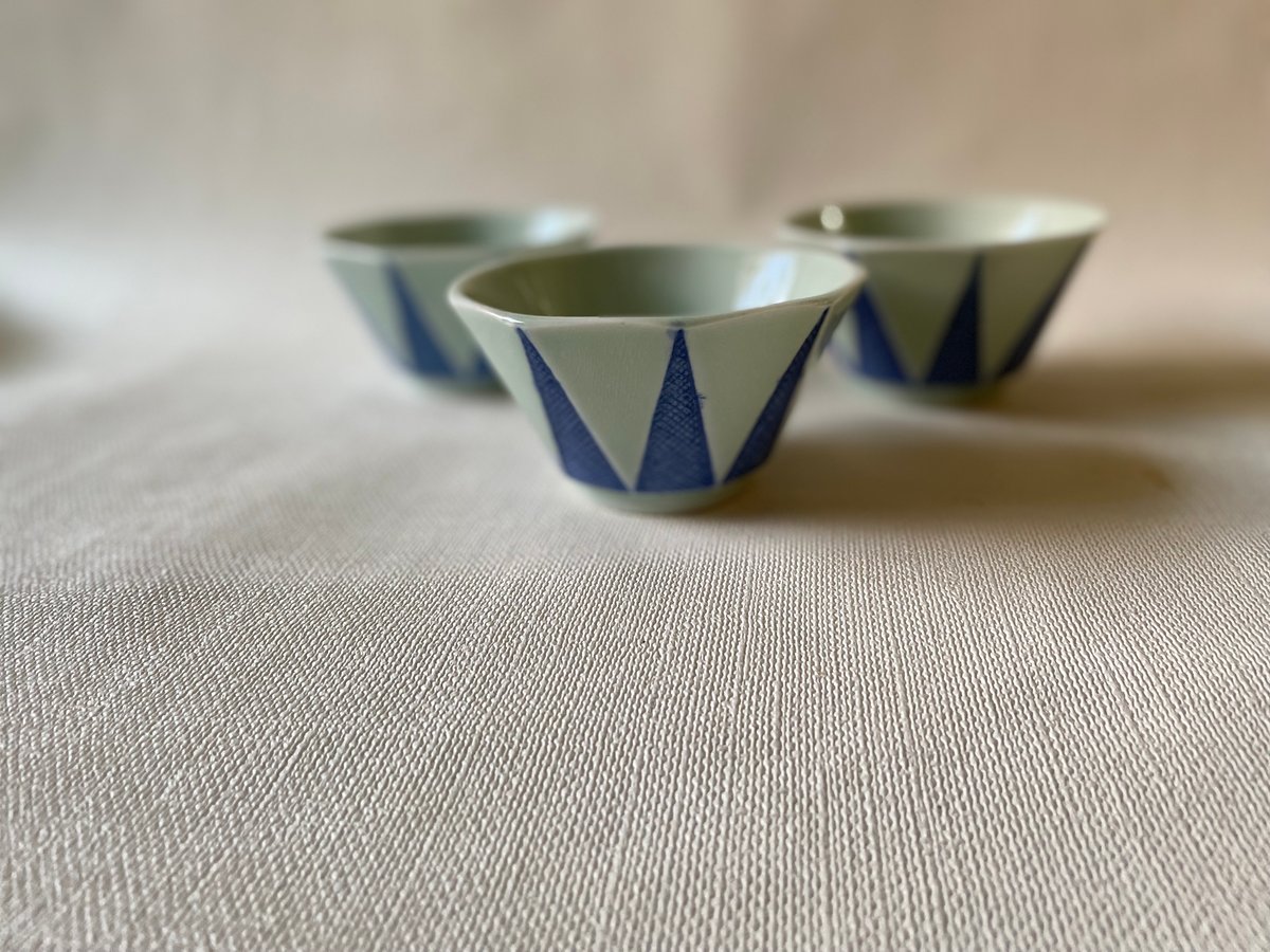 瀬戸焼 青磁九角向付 三角文様 昭和 | れいゆぅる rayures