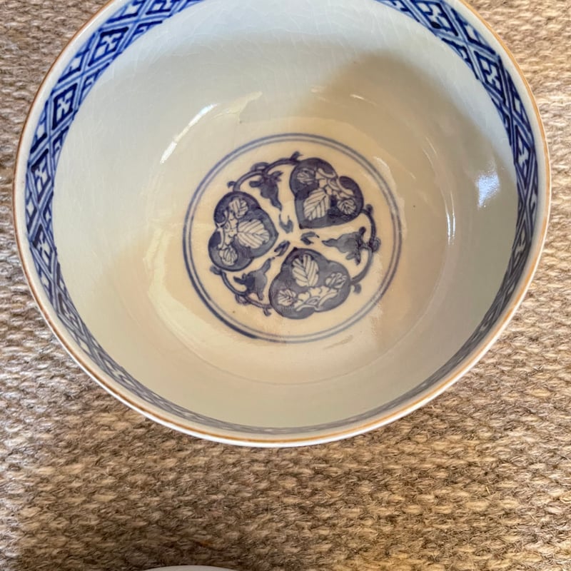 大聖寺伊万里　牡丹に毘沙門亀甲の図　大振蓋茶碗　大振蓋向付 C679AS-CBt 大聖寺伊万里 牡丹に毘沙門亀甲の図 大振蓋茶碗 大振蓋向付