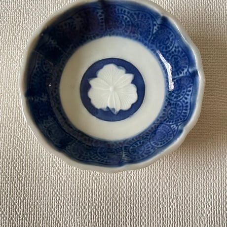瀬戸焼　豆皿　蛸唐草三つ葉文様　大正時代