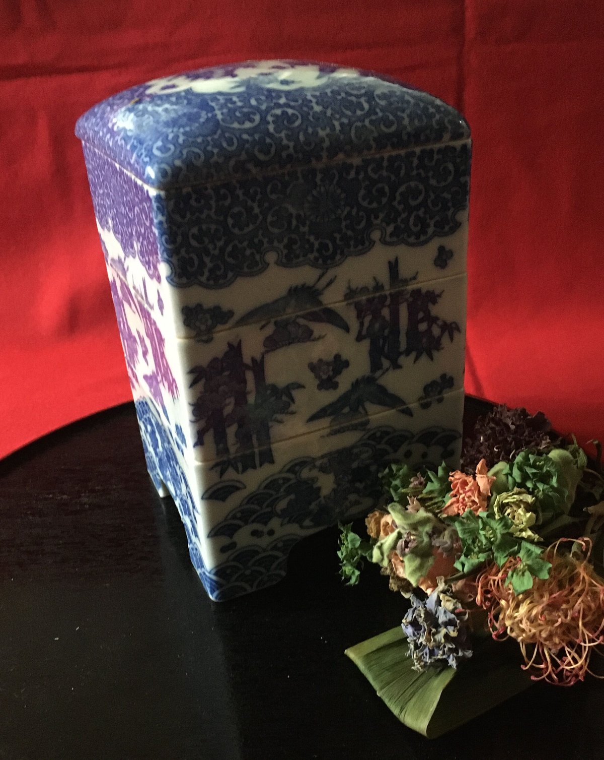 珍品！【印判 菊尽くし文様 四段角重】伊万里 珍品！【印判 菊