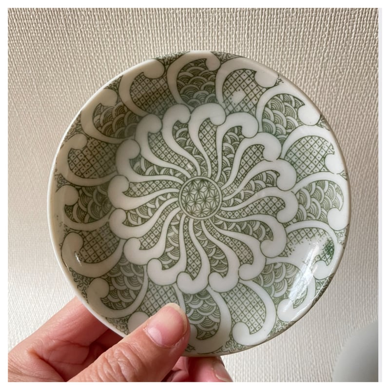 印判小皿 緑波絞り捻り文様 明治時代 | れいゆぅる rayures
