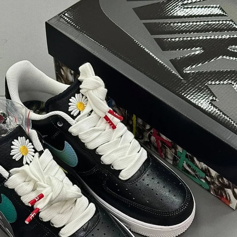 即日発送‼️パラノイズNIKEエアフォース1