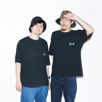 【受注生産開始】Tシャツゆるロゴ / ブラック × ホワイトフロッキーロゴ ラ・クラシックモデル
