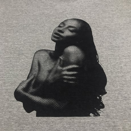 09 PHOTO T-SHIRT "SADE" GREY