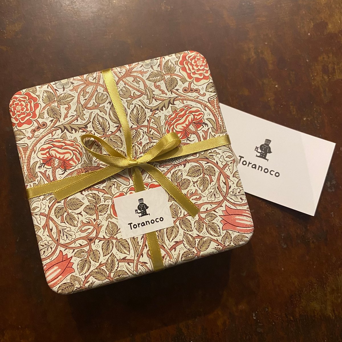 うさぎ缶→完売 汎用うさぎ 汎用うさぎ 缶バッジ 【WRAP FACE】 缶バッジ (Zピン