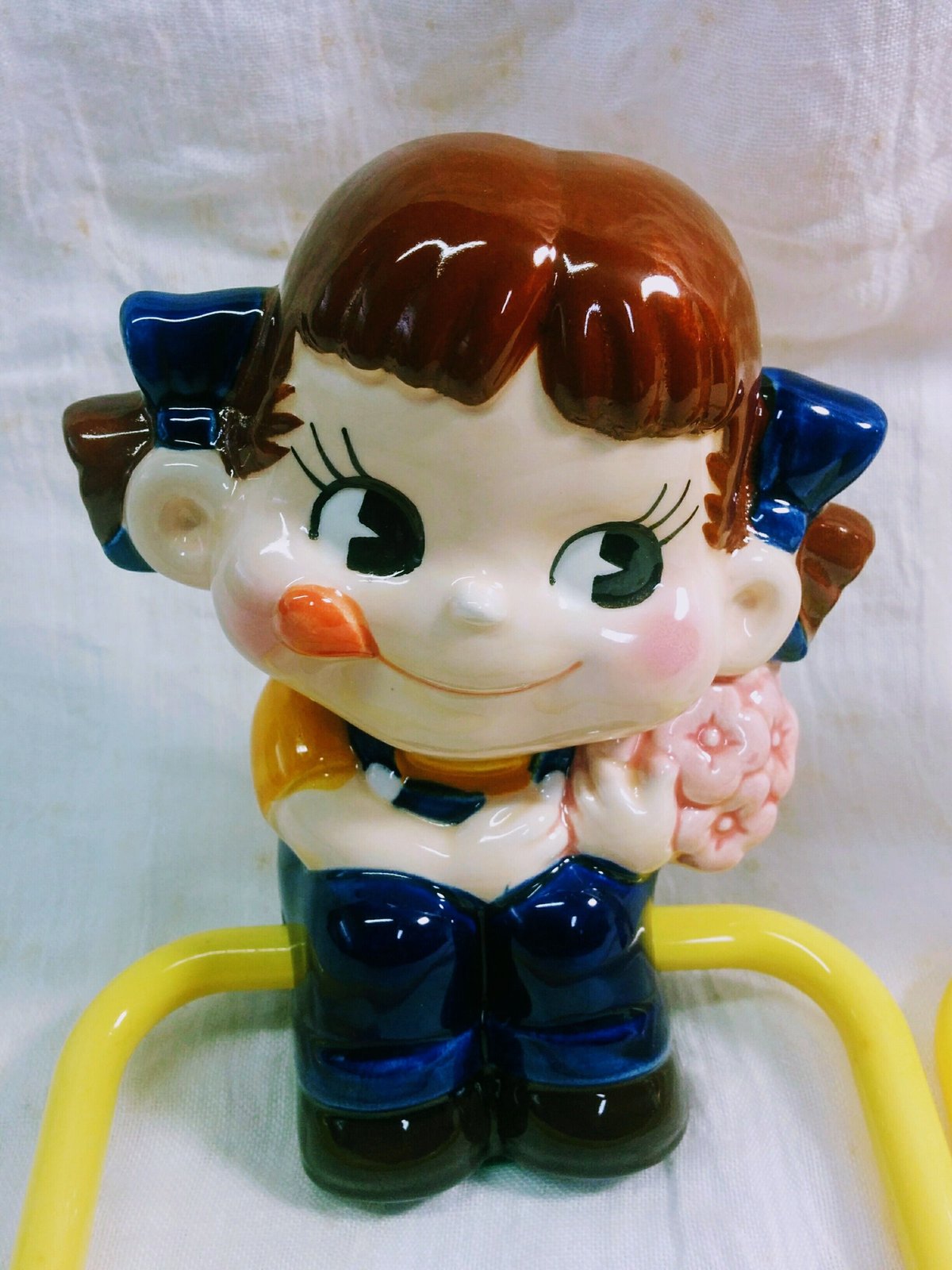 ペコちゃん タオルハンガー ブルー | MARUTe online store