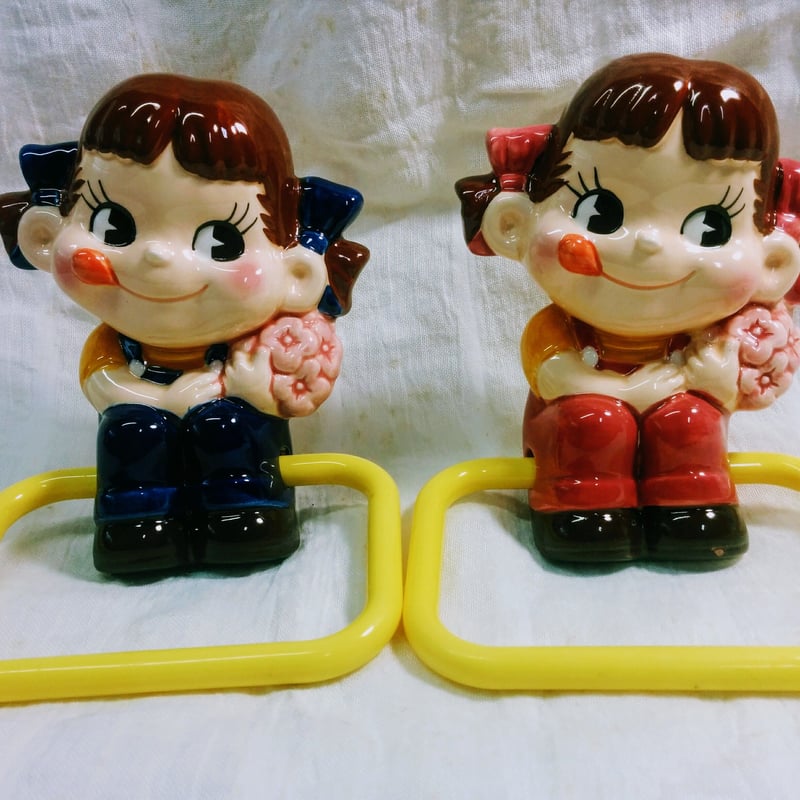 ペコちゃん タオルハンガー ブルー | MARUTe online store