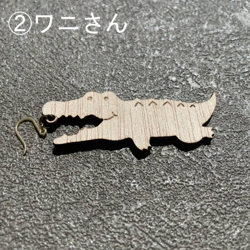 イヤーアクセサリー】かみつきシリーズ | hazaiLAB. ONLINE SHOP