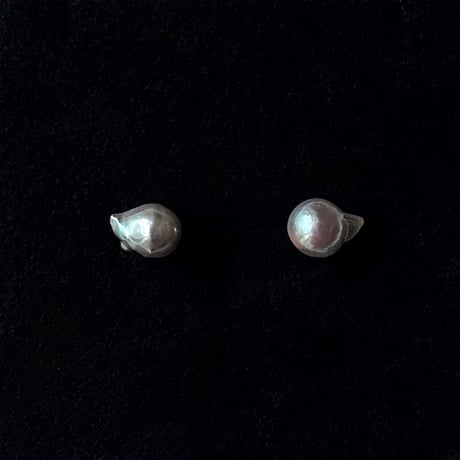 百花#881 金魚真珠ピアス | SEVEN THREE.