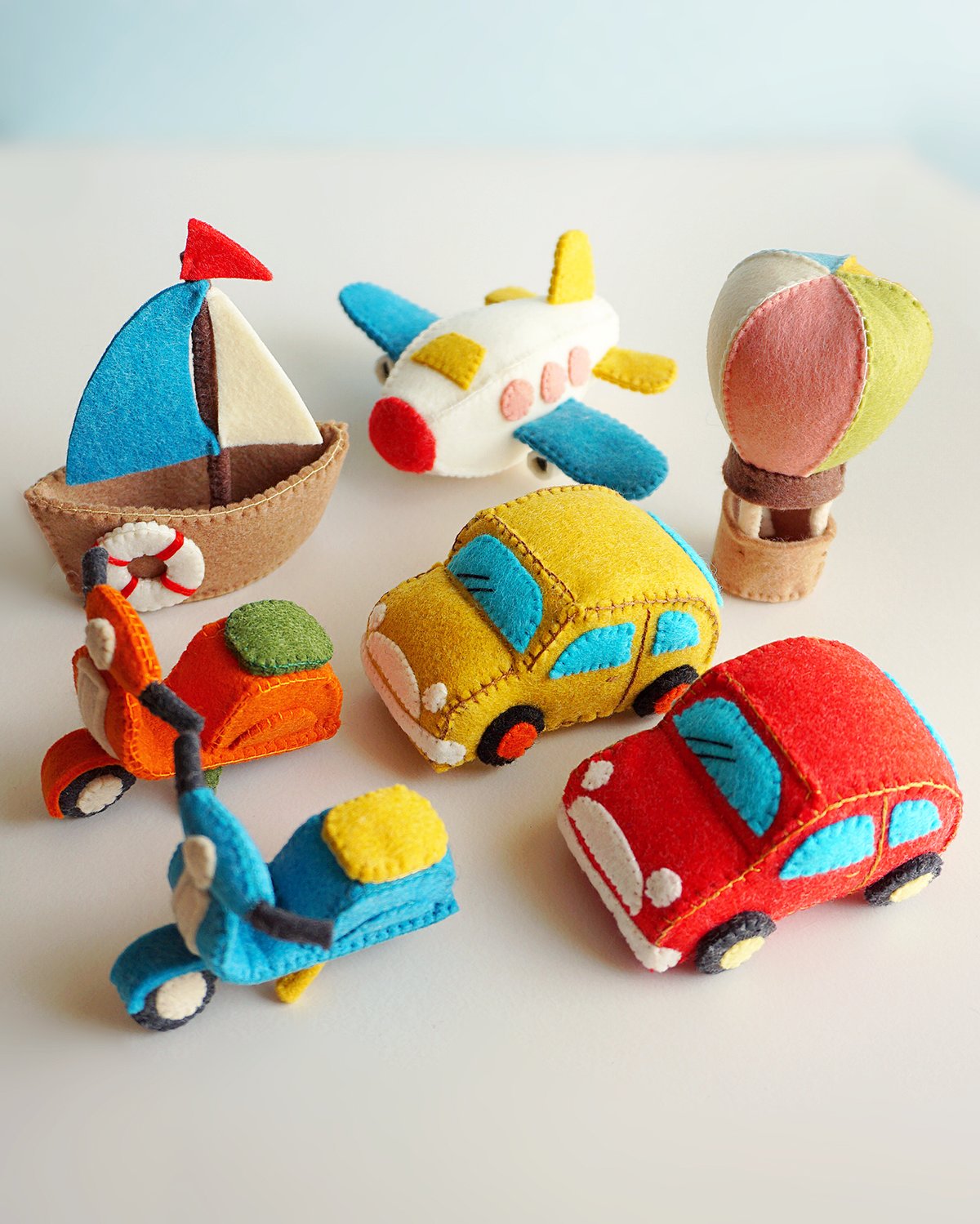 ※レインページ※羊毛フェルトで作る車※ PDF型紙レシピ】フェルトのレトロな乗り物セット | minimofuu toy's shop