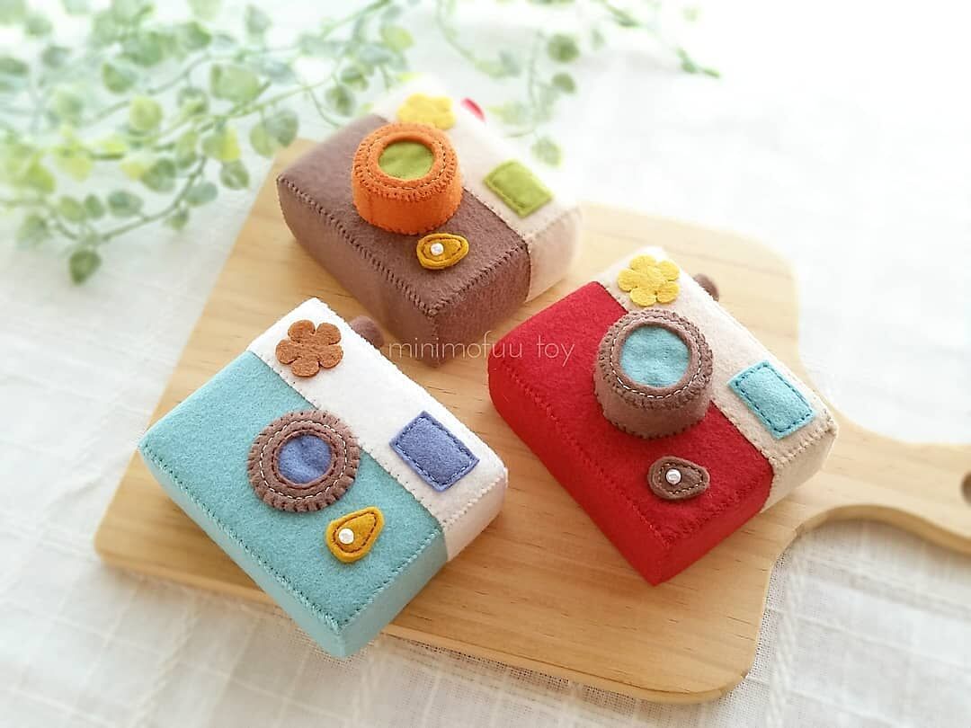 PDF型紙レシピ】フェルトのカメラ | minimofuu toy's shop