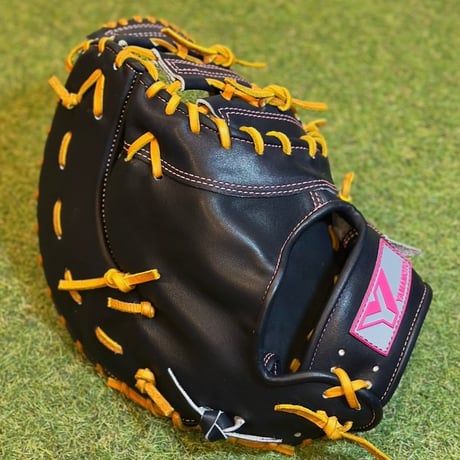 YAMAMOTO Pro Essential　ファーストミット　32F  Yブラック×紐タン×ステッチピンク