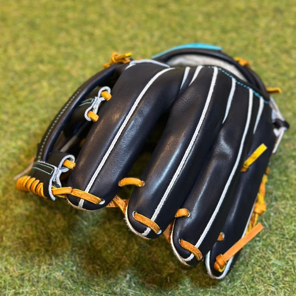 YAMAMOTO Pro Essential 硬式内野手用 YAMAMOTO Pro Essential 硬式内野用 EA3 Yブラック×紐タン×ステッ