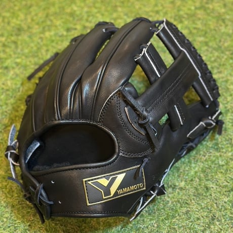 CATEGORY 内野用グラブ | 山本グラブスタジオ