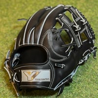 YAMAMOTO Pro Essential　硬式内野用　EA3  ブラック×紐ブラック×ステッチホワイト　Hウェブ