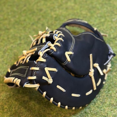 YAMAMOTO Pro Essential　ファーストミット　32F  Yブラック×紐クリーム×ステッチクリーム