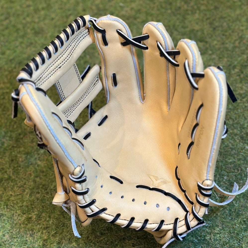 YAMAMOTO Pro Essential 硬式小指2本入れ専用内野用 H6 クリーム×紐