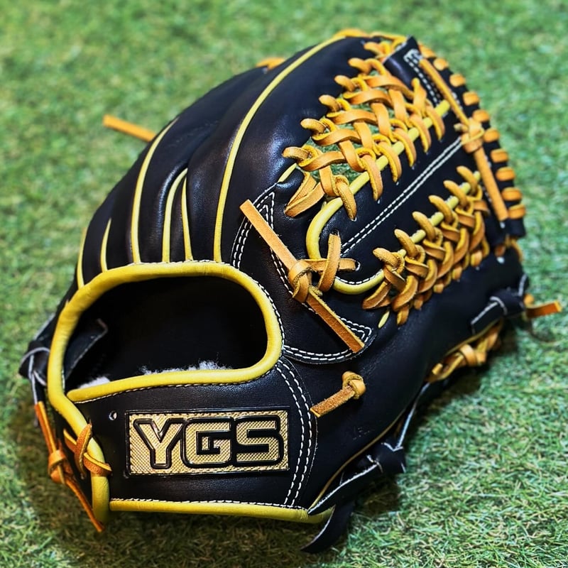 YGSプロライン 硬式内野用 EA3 ブラック×ヘリ革ゴールド YGSプロライン 硬式内野用 EA3 ブラック×ヘリ革ゴールド