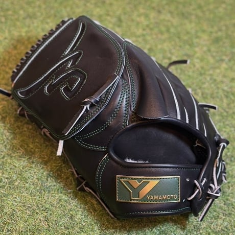 YAMAMOTO Pro Essential　硬式投手用　HP21  ブラック×紐ブラック×ステッチグリーン　Yフラットウェブ  左投げ