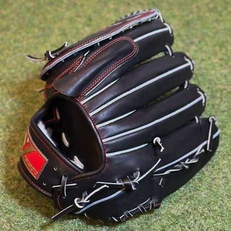 YAMAMOTO Pro Essential　硬式投手用　HP21  ブラック×紐ブラック×ステッチレッド　Yフラットウェブ  左投げ